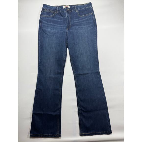 NWT Wrangler Women's High-Rise Bootcut Blue Denim Jeans - Size 14 (34x31) - Picture 1 of 6